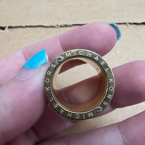 Michael Kors ring - Picture 5 of 5